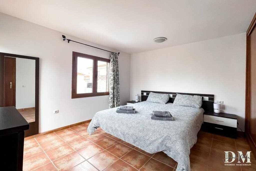 Appartamento Casa Danimar 2-4 People With Pool And Barbecue Corralejo Esterno foto